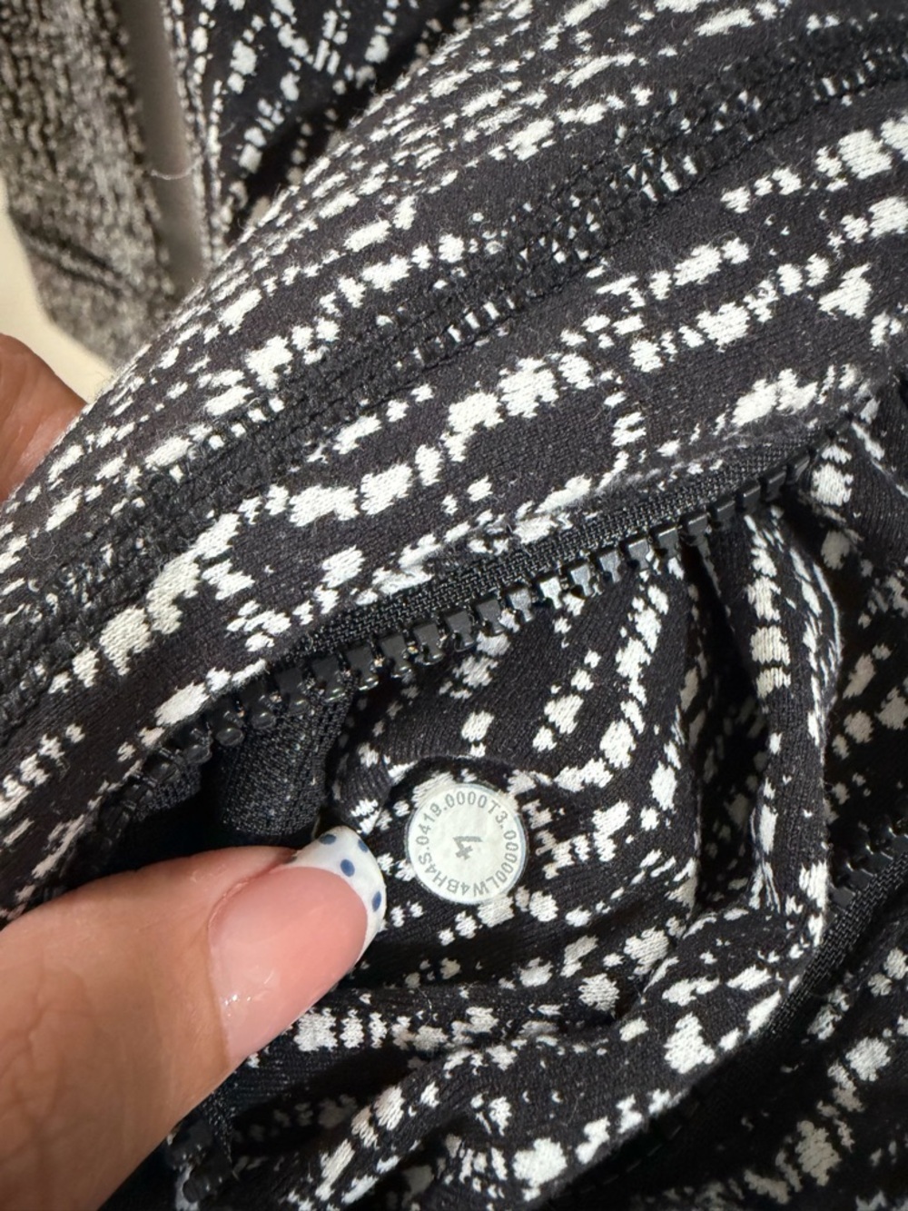 Lululemon Define Jacket - Picture 2 of 3